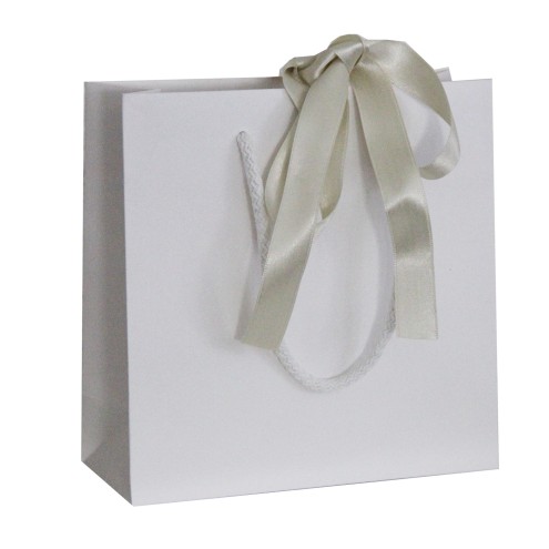 100 Geschenktaschen 20x8x20cm (BxTxH) ELFENBEIN